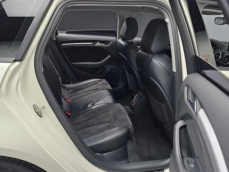 Audi A3 2.0 TDI, снимка 13 - Автомобили и джипове - 55006375