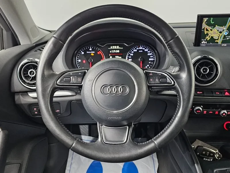 Audi A3 2.0 TDI, снимка 16 - Автомобили и джипове - 55006375