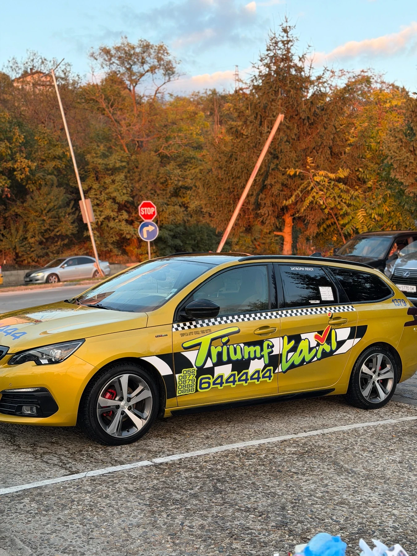 Peugeot 308 1.5 HDI с проблем, снимка 1