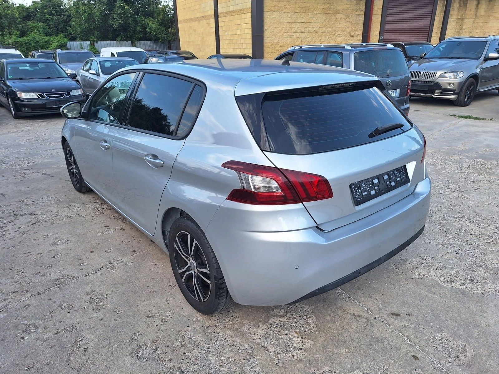 Peugeot 308 1, 2 I  - изображение 3