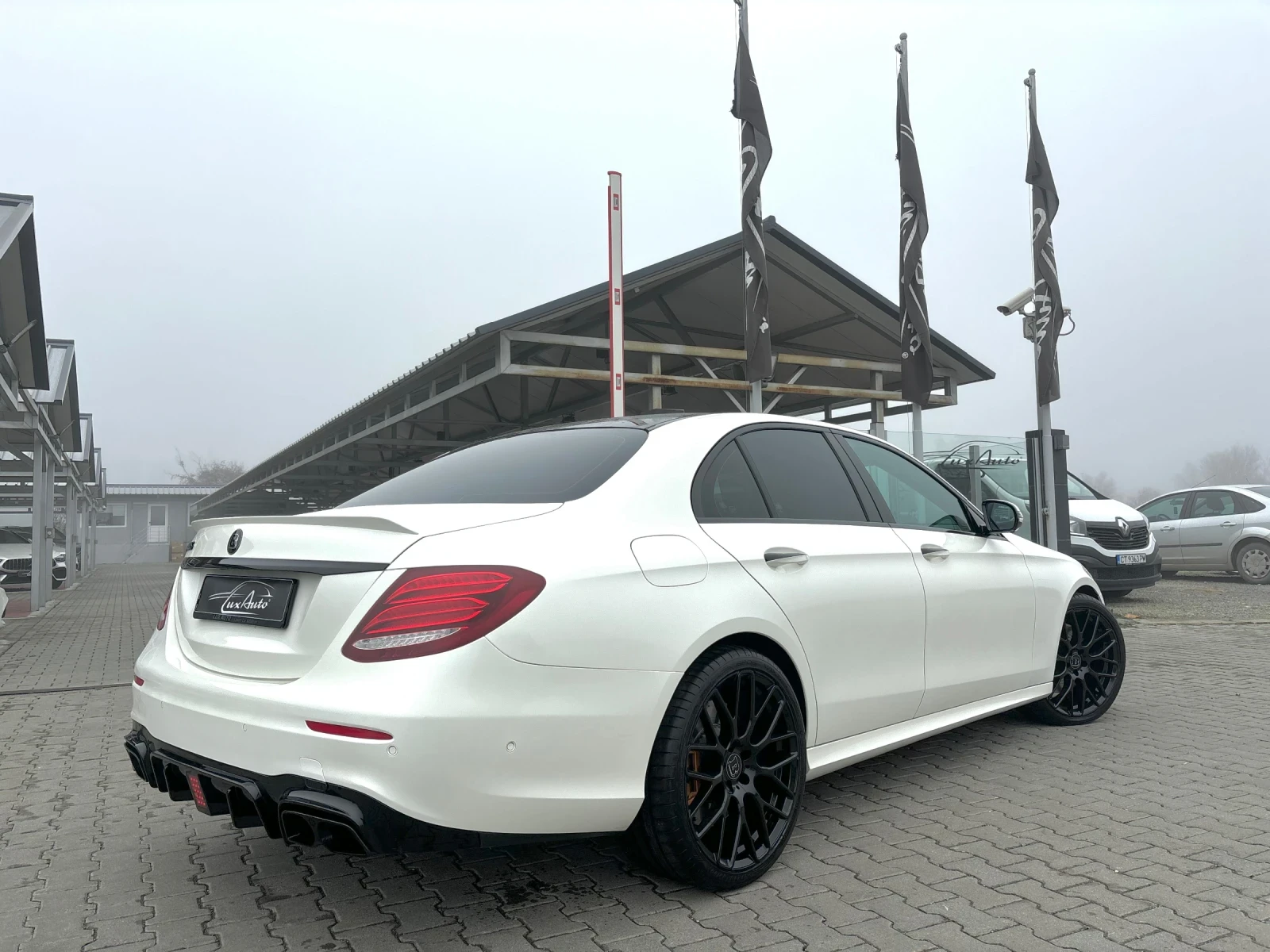 Mercedes-Benz E 43 AMG E450#4MAT#PANORAMA#ОБДУХ#DISTR#BURM#BRABUS - изображение 4