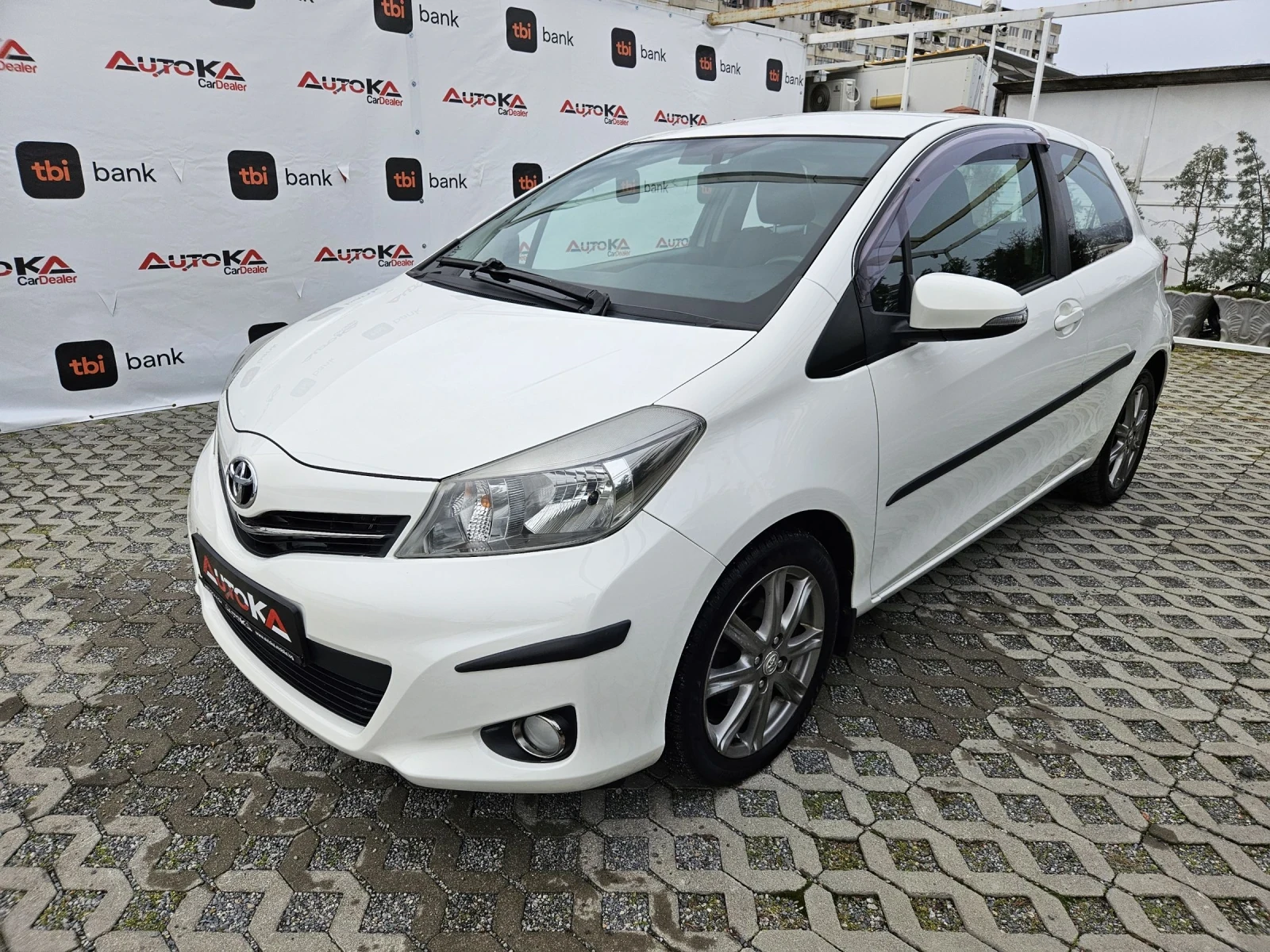 Toyota Yaris 1.4D4D-90кс= 6СКОРОСТИ= КАМЕРА= ACTIVE - изображение 6