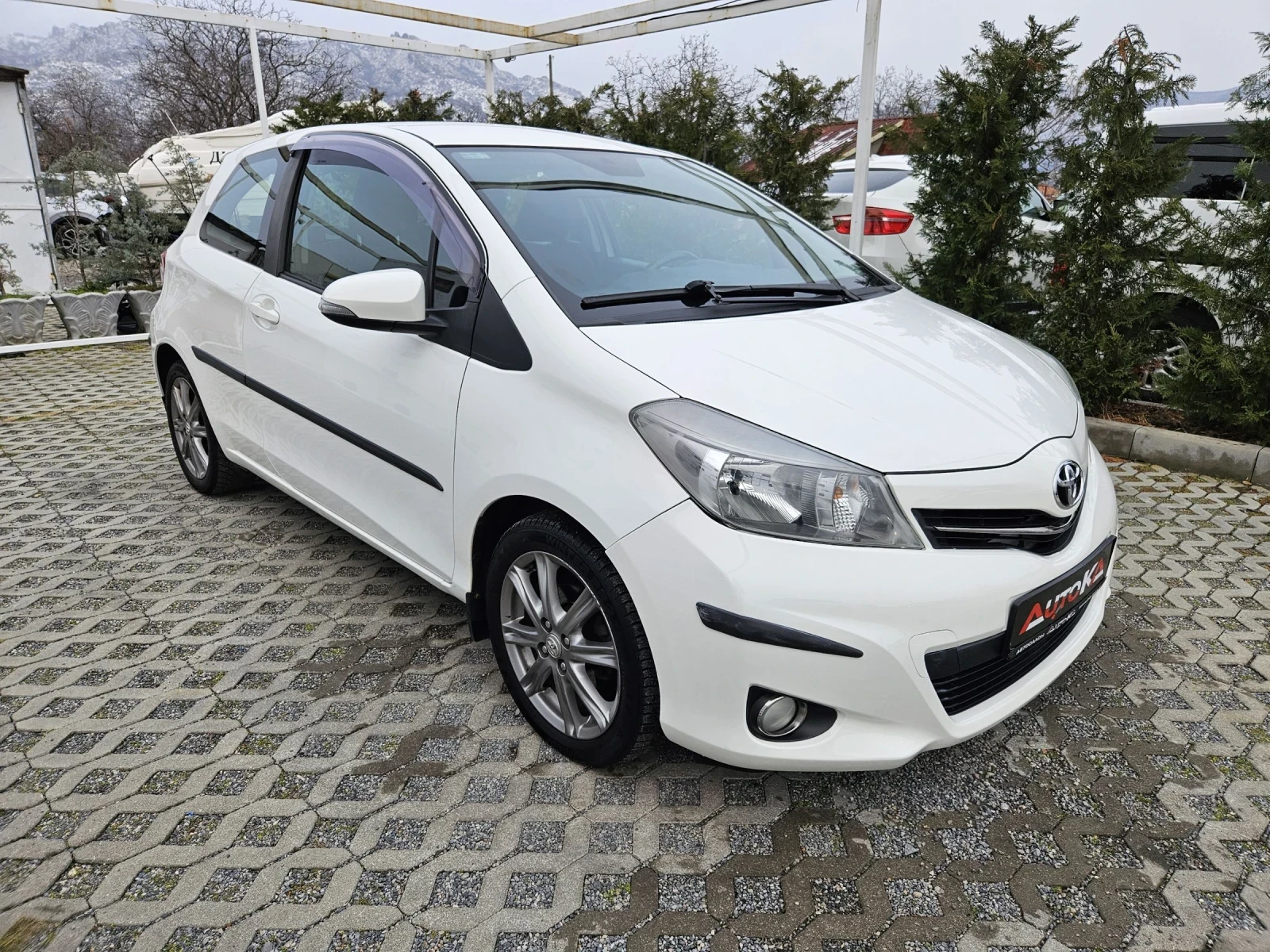 Toyota Yaris 1.4D4D-90кс= 6СКОРОСТИ= КАМЕРА= ACTIVE - изображение 2