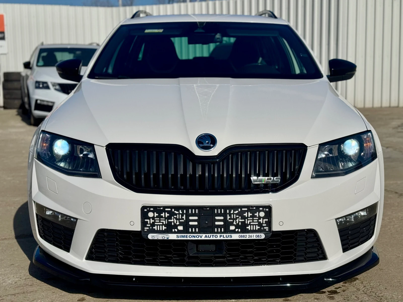 Skoda Octavia VRS/2.0d-184кс DSG SHADOW MAXTON ACC СЕРВ.ИСТОРИЯ - изображение 3