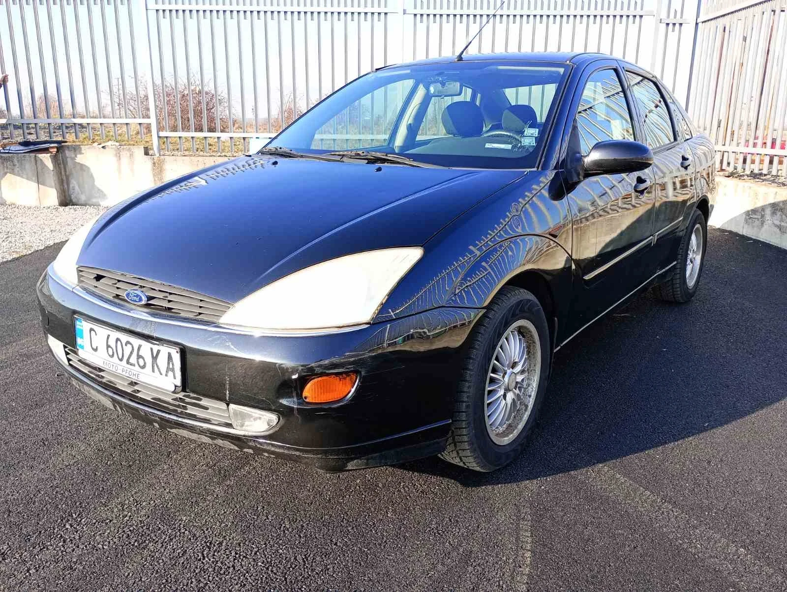 Ford Focus Ghia 1.8 - изображение 2