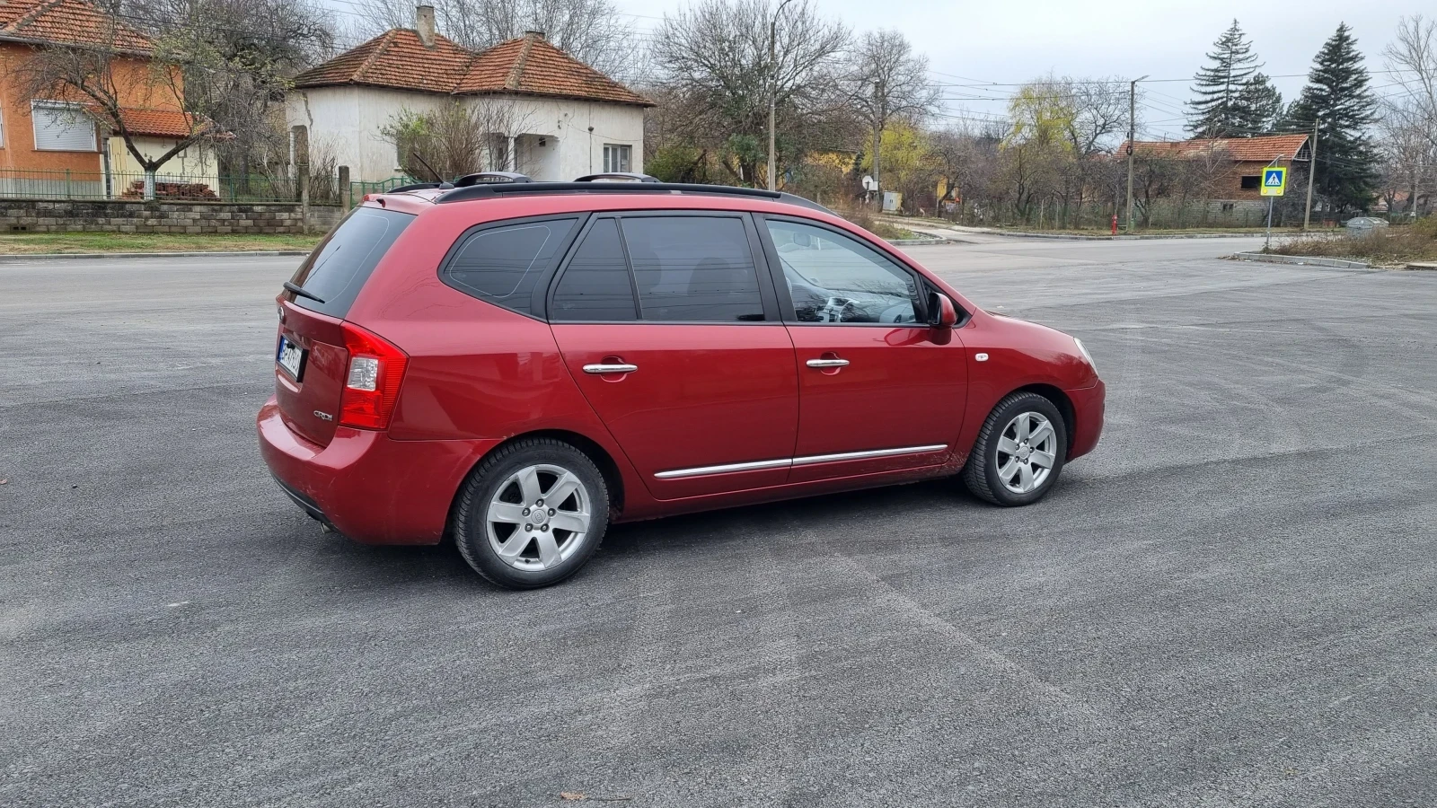 Kia Carens  - изображение 2