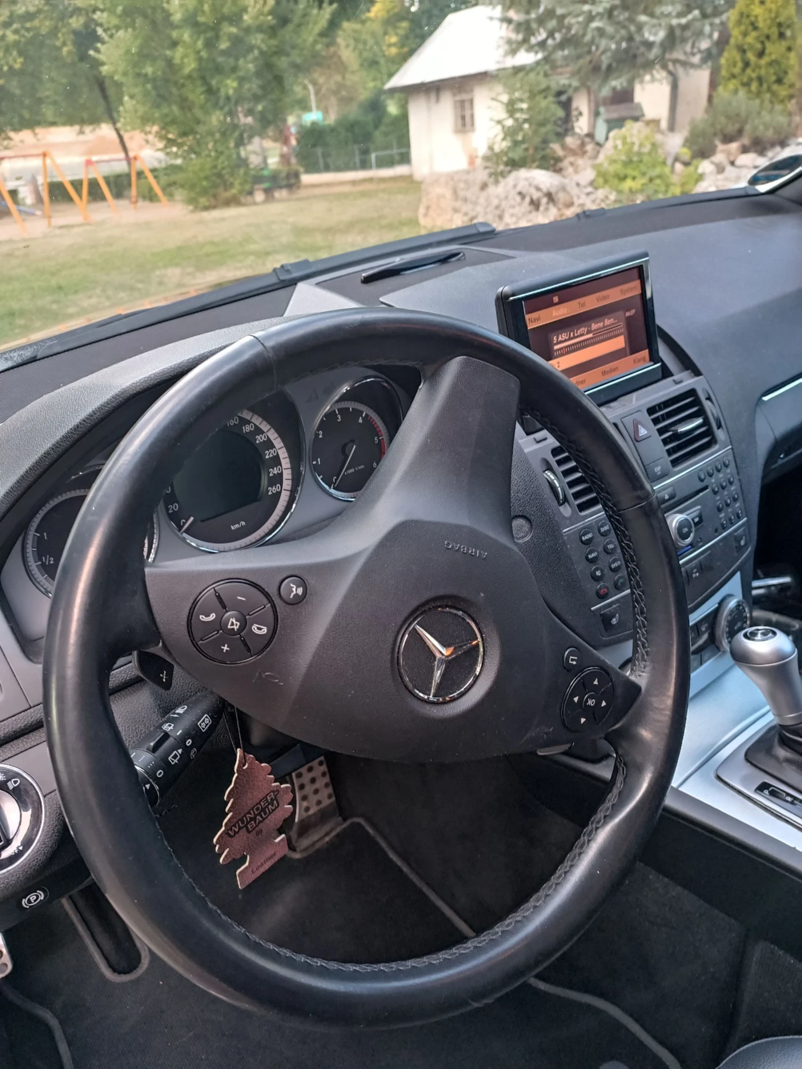 Mercedes-Benz C 220  - изображение 9