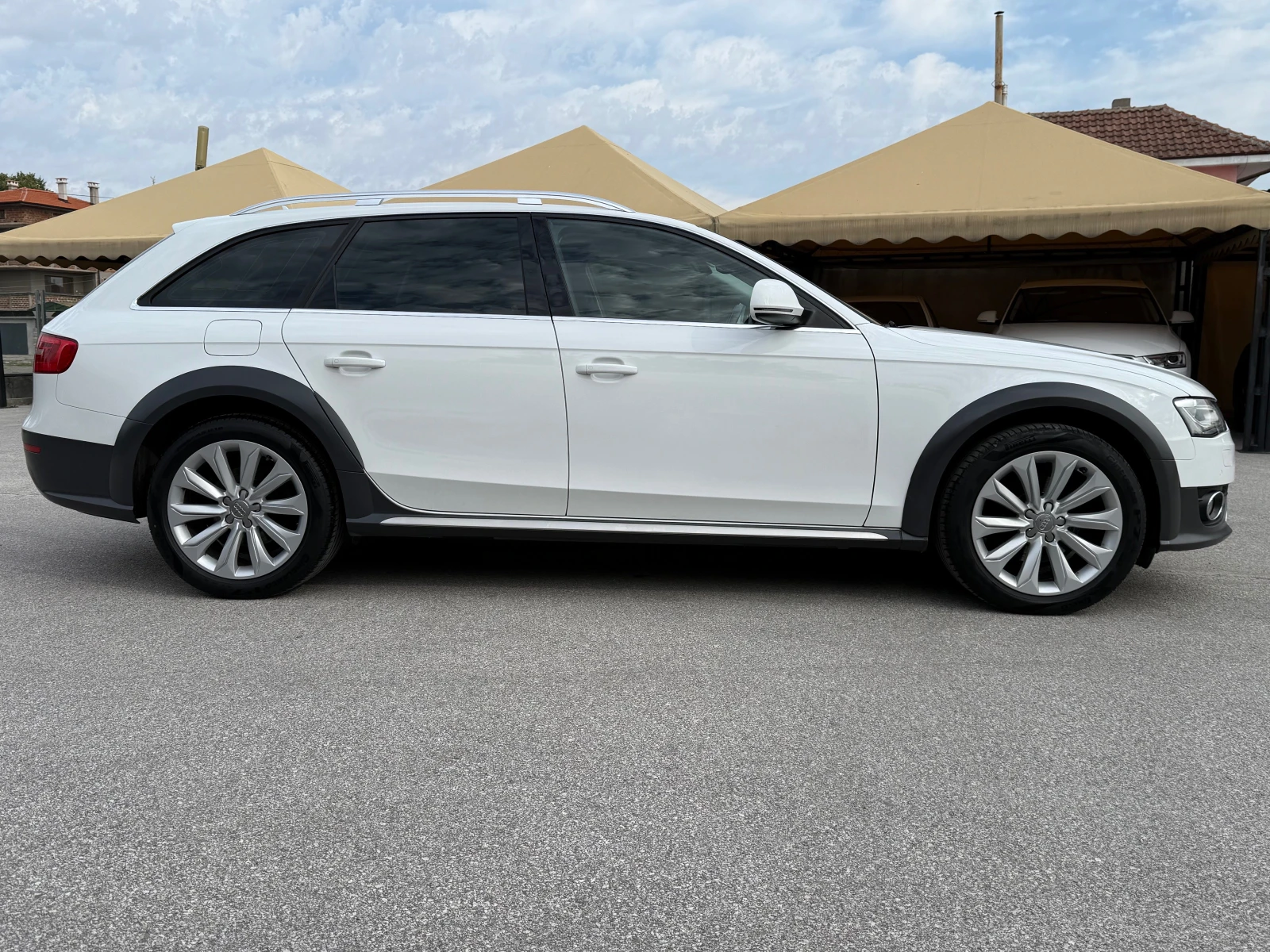 Audi A4 Allroad 2.0TDI FACE ! ! quattro 100% РЕАЛНИ КИЛОМЕТРИ - изображение 4