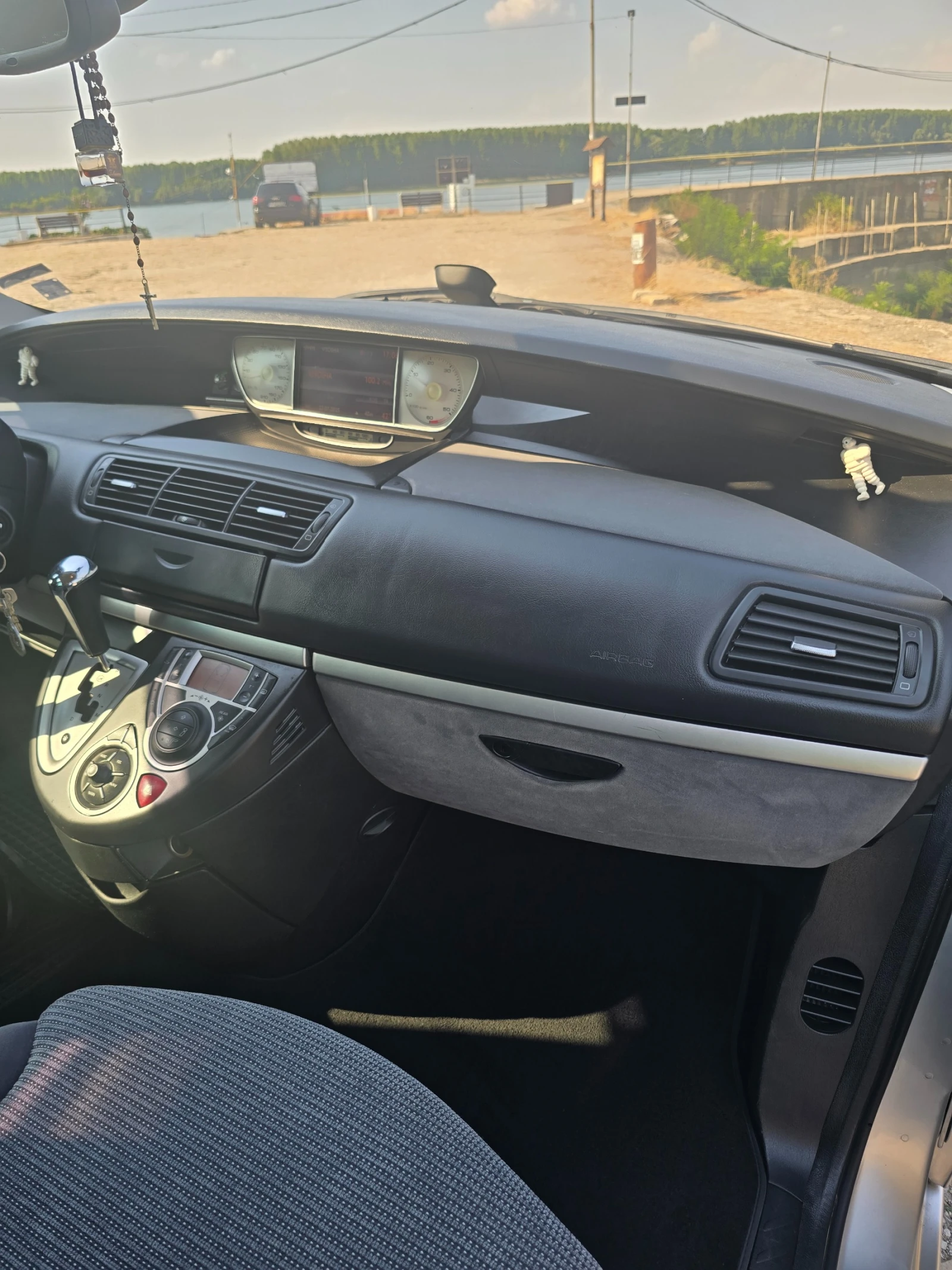 Peugeot 807 2.2HDI - изображение 10