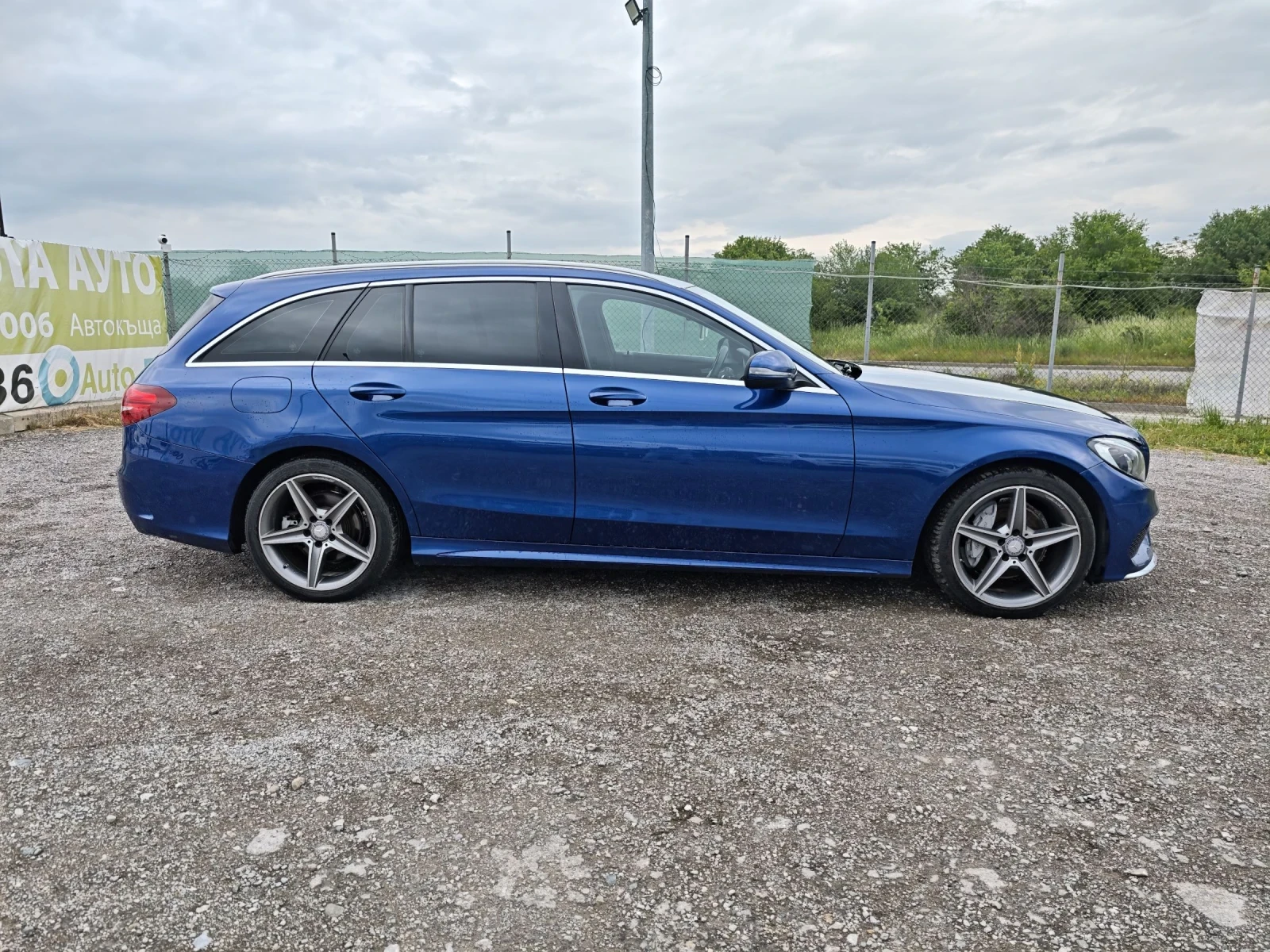 Mercedes-Benz C 220 AMG УНИКАТ ФУЛЛ, снимка 4 - Автомобили и джипове - 51419754
