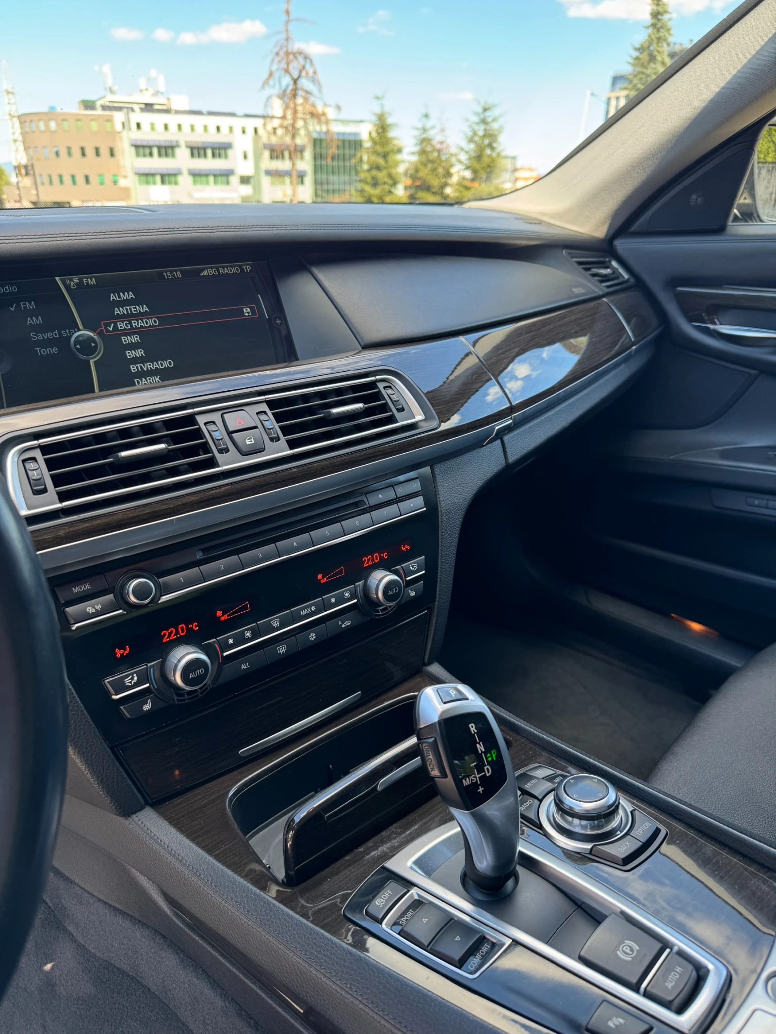 BMW 730  - изображение 9