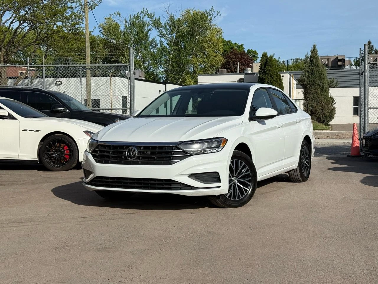 VW Jetta 1.4 TSI ZF8 / Highline / PANO | Mobile.bg   1