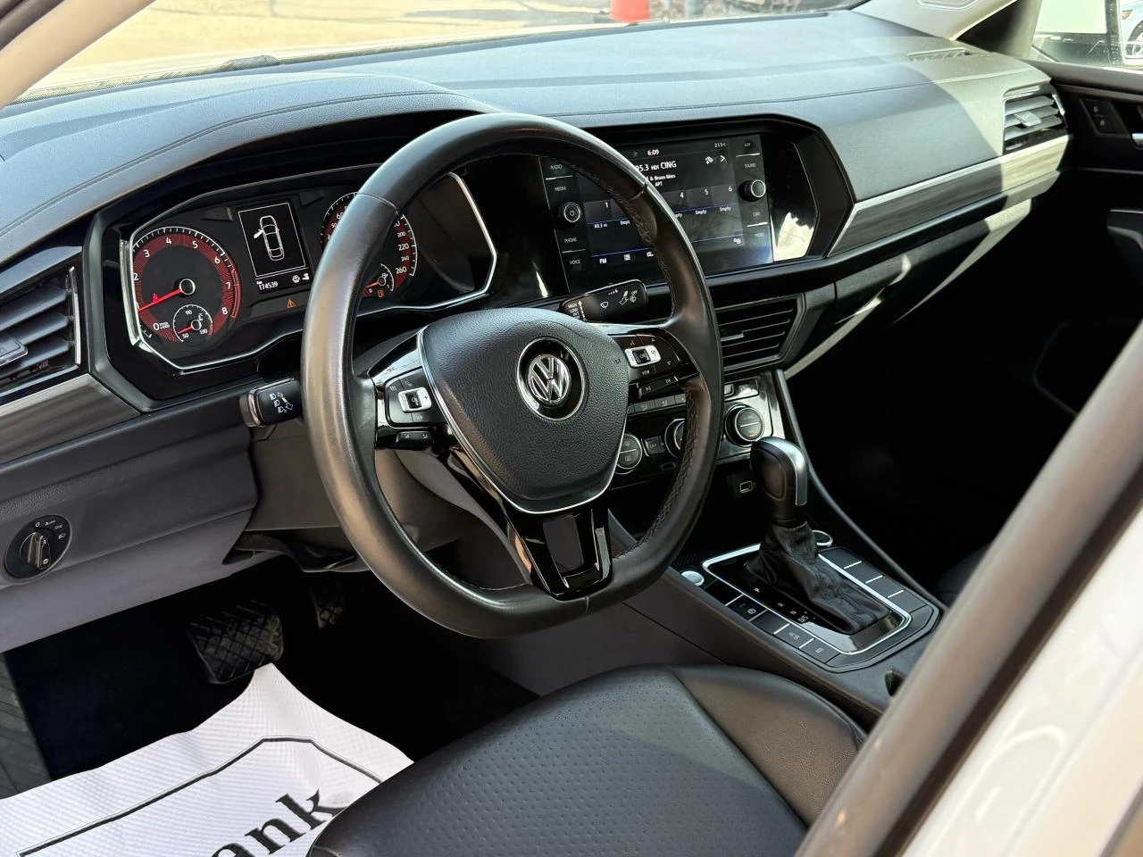 VW Jetta 1.4 TSI ZF8 / Highline / PANO - изображение 6