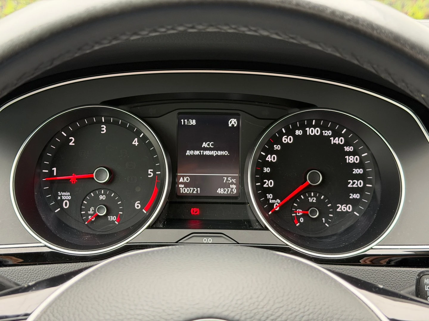 VW Passat Comfortline 2.0TDI BMT - изображение 9