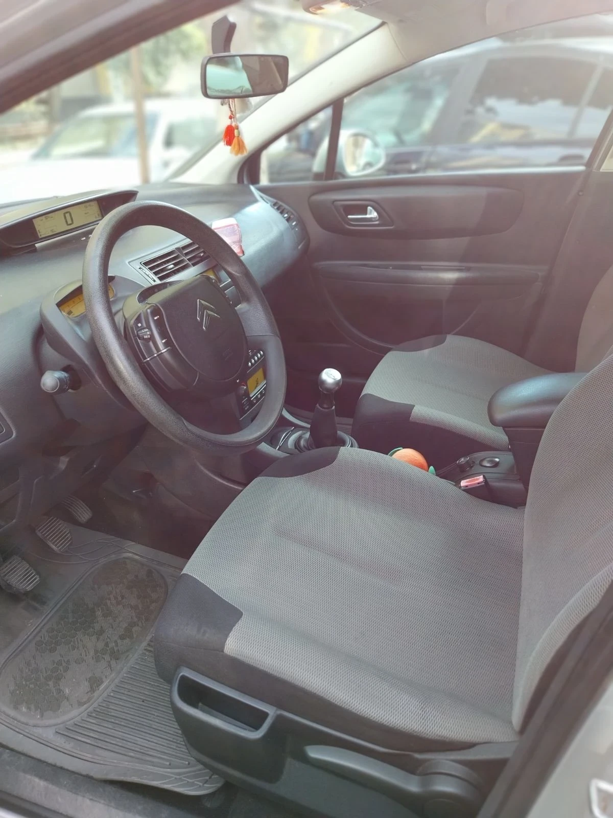 Citroen C4  - изображение 6