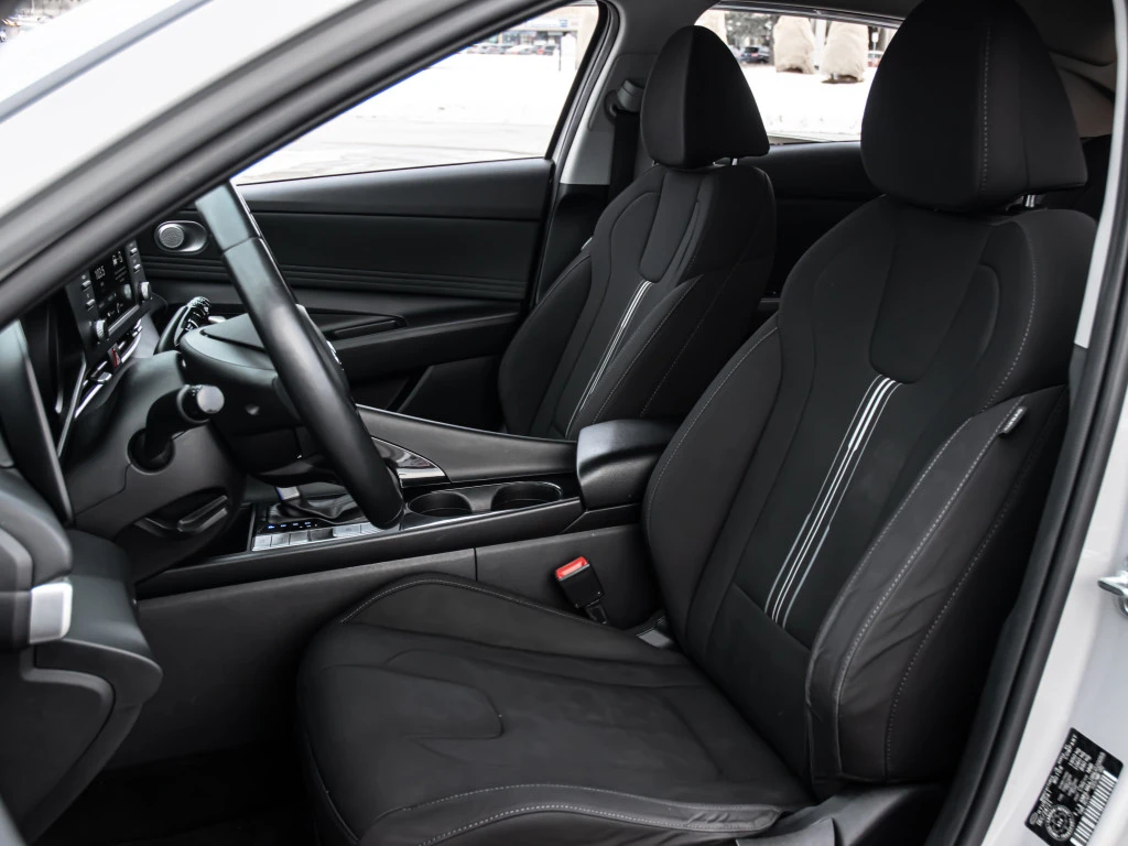 Hyundai Elantra HYBRID / PREFERRED / ПОДГРЕВИ / СЛЕДЕНЕ НА ЛЕНТИ   - изображение 7