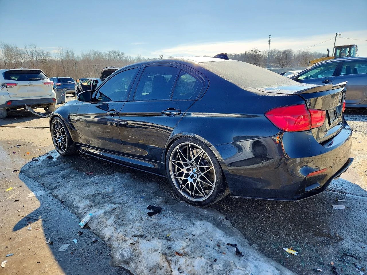 BMW M3  - изображение 2