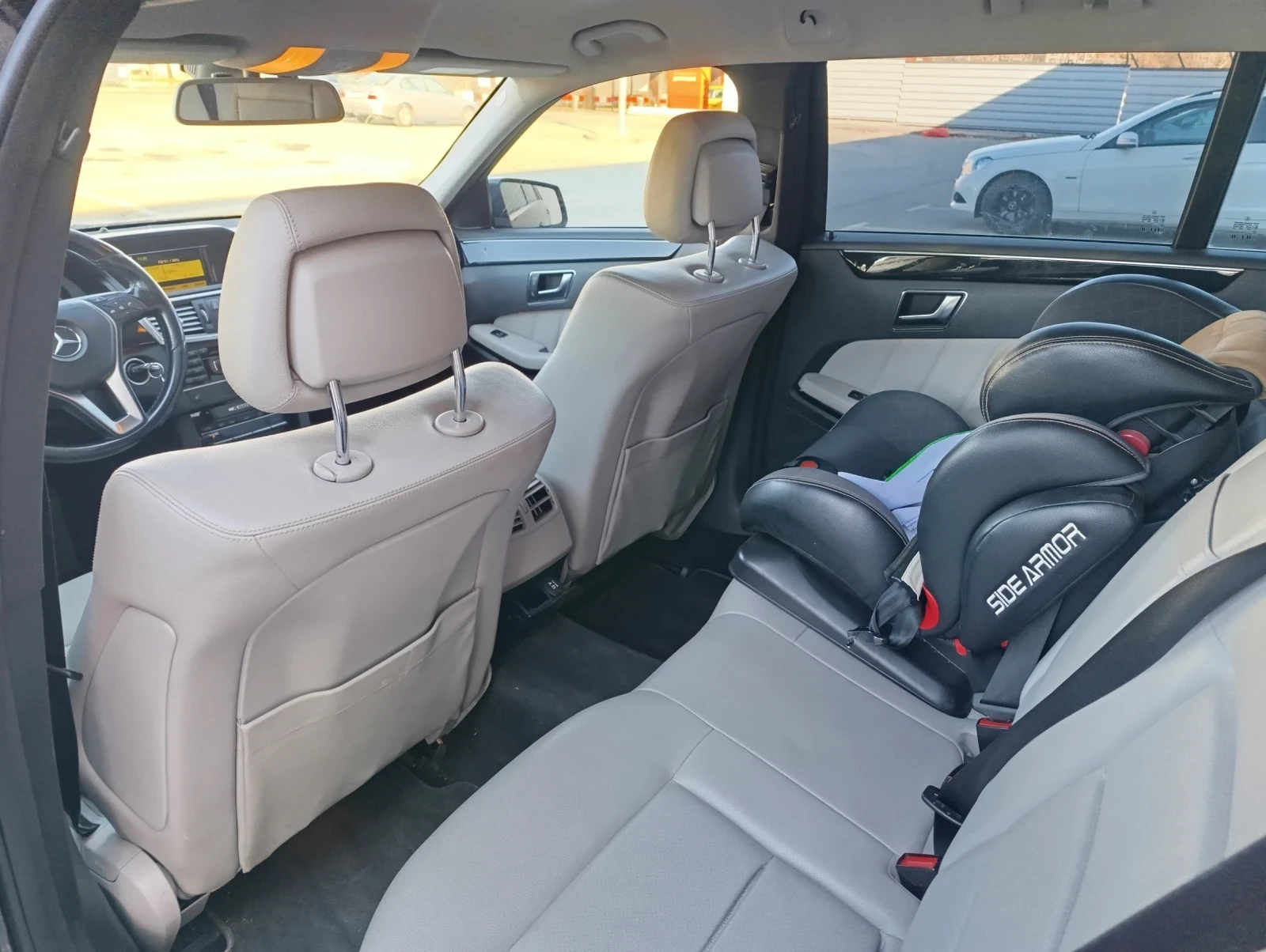 Mercedes-Benz E 250, снимка 3 - Автомобили и джипове - 53816031