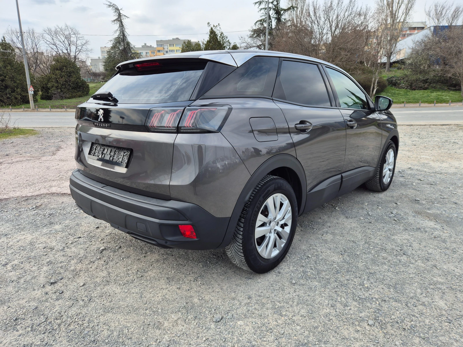 Peugeot 3008 1.2i PureTech 130кс, снимка 5 - Автомобили и джипове - 53926000