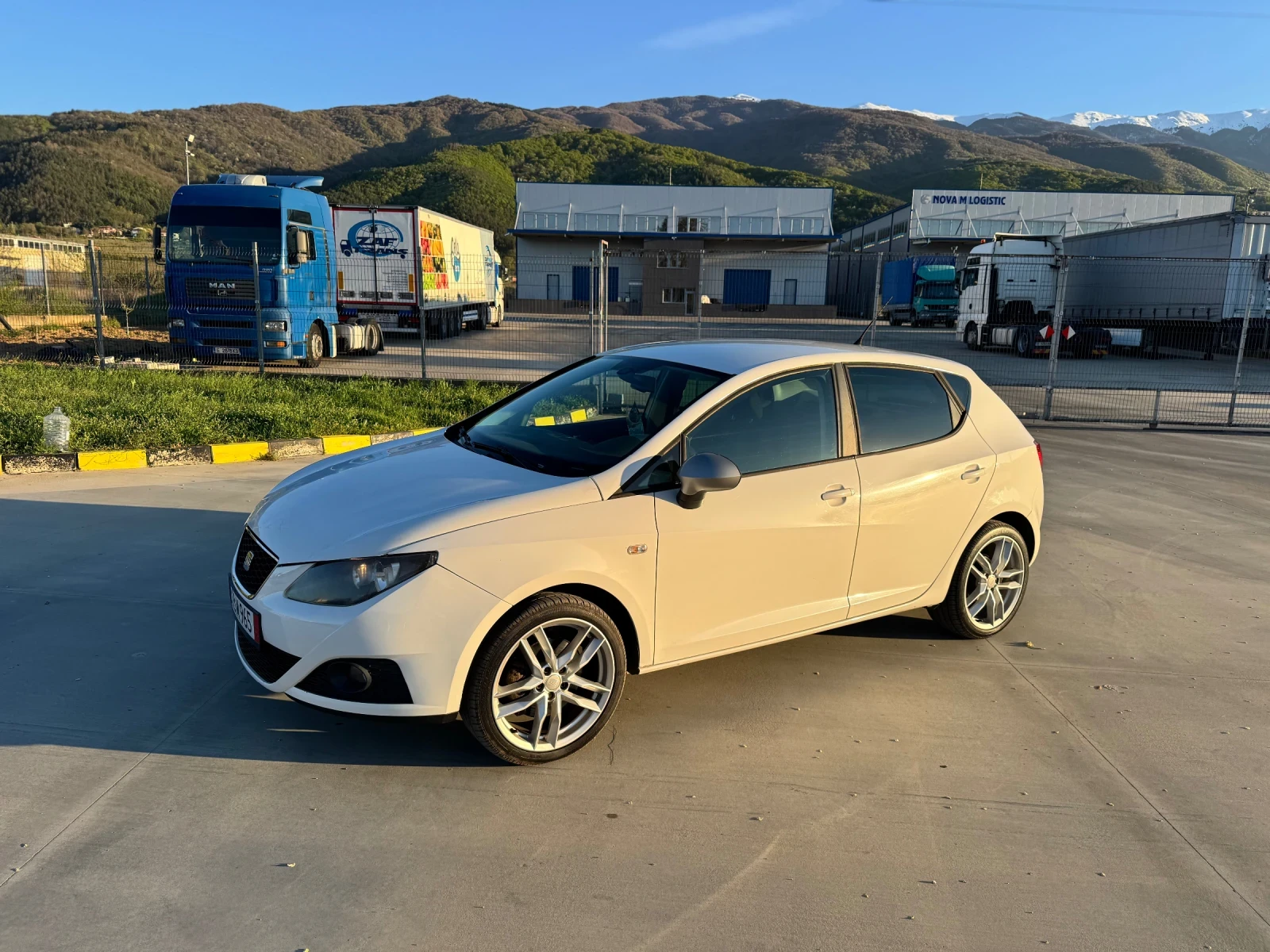 Seat Ibiza 2.0TDI FR, снимка 3 - Автомобили и джипове - 54140823