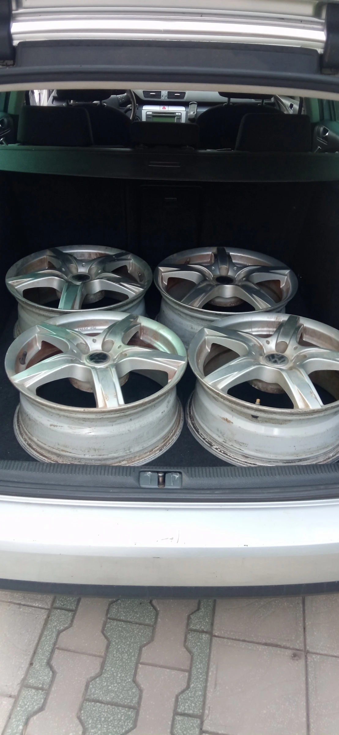 VW Passat, снимка 4 - Автомобили и джипове - 54189475