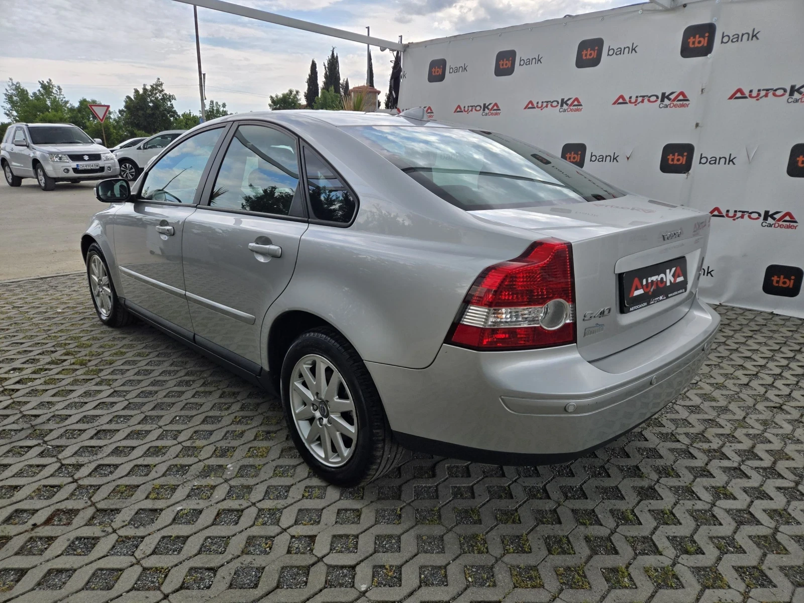 Volvo S40 1.6D-109кс= 170.000км= АВТОПИЛОТ, снимка 5 - Автомобили и джипове - 54610648