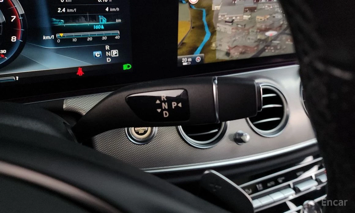 Mercedes-Benz E 300, снимка 9 - Автомобили и джипове - 54682584