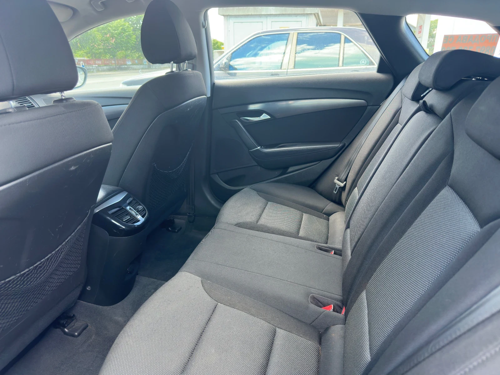 Hyundai I40 1, 7 D КЕЙЛЕС, снимка 8 - Автомобили и джипове - 54718890