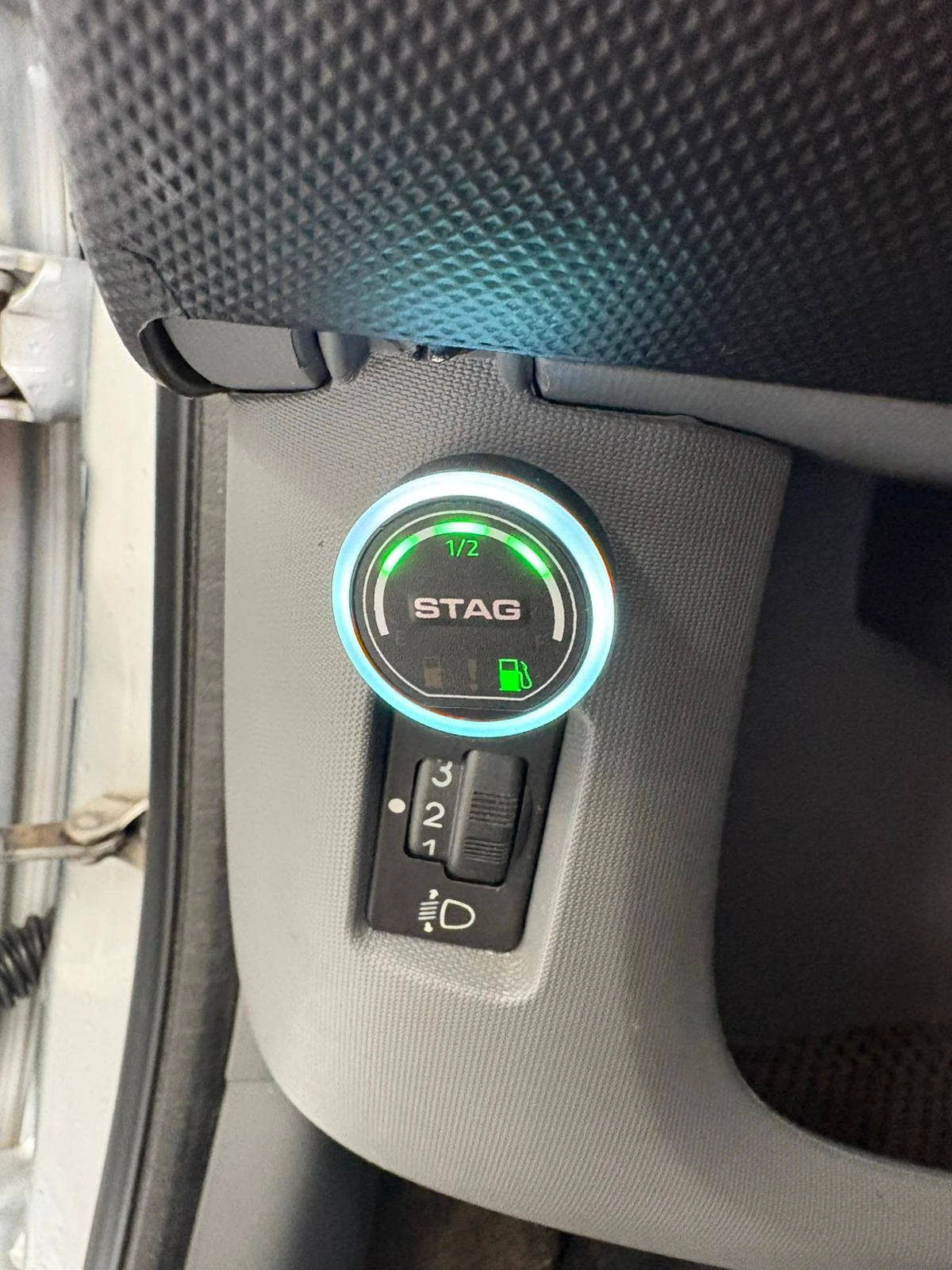 Toyota Aygo, снимка 11 - Автомобили и джипове - 54746207