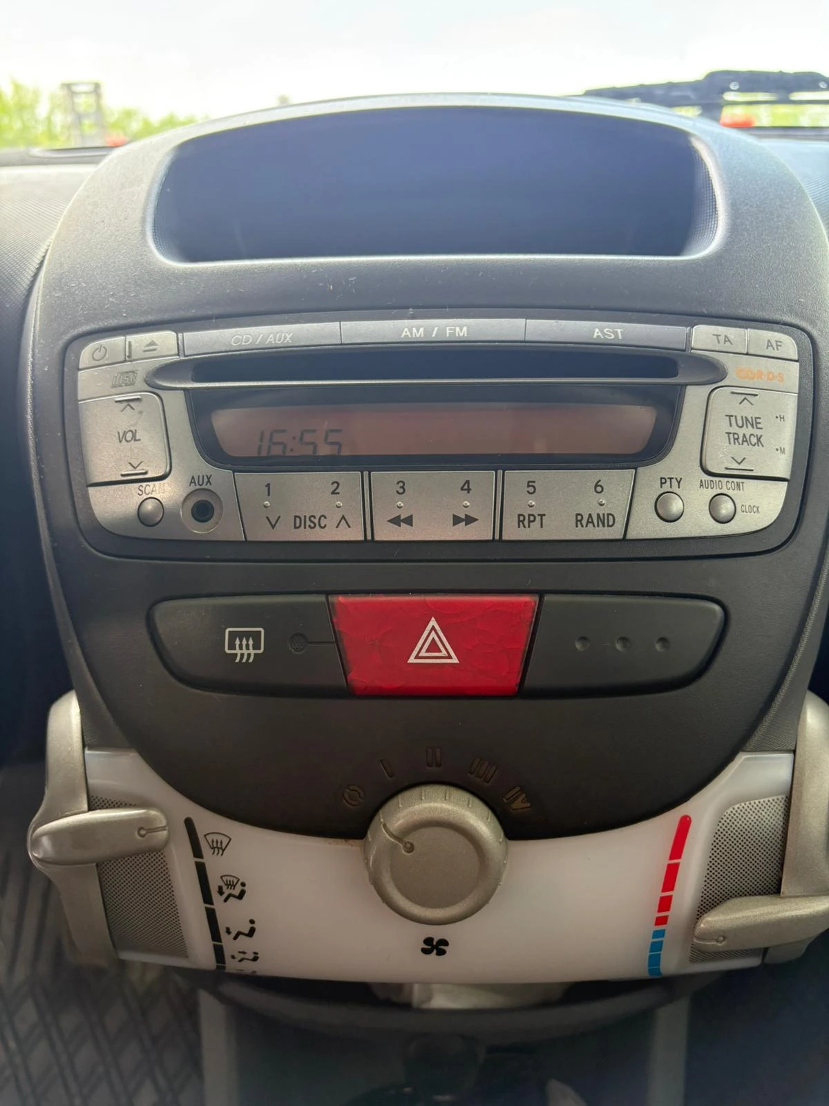Toyota Aygo, снимка 9 - Автомобили и джипове - 54746207