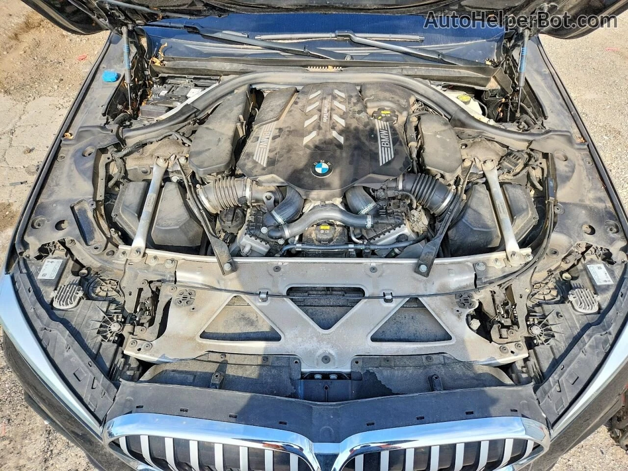 BMW 750 X-Drive* M-Pack* Масаж* FULL* Цена до БГ, снимка 10 - Автомобили и джипове - 54914466