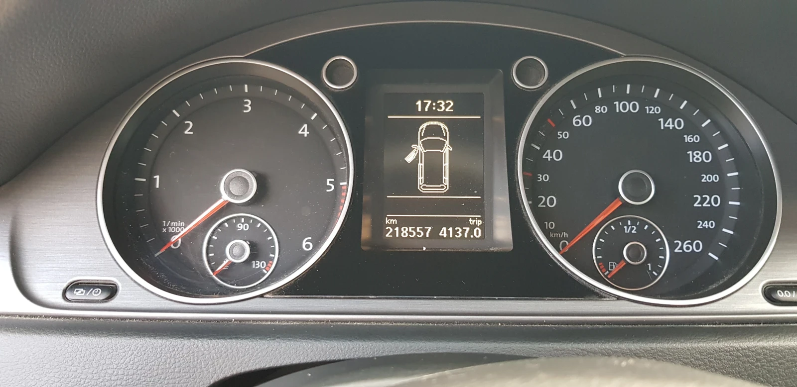 VW Passat, снимка 8 - Автомобили и джипове - 55044997