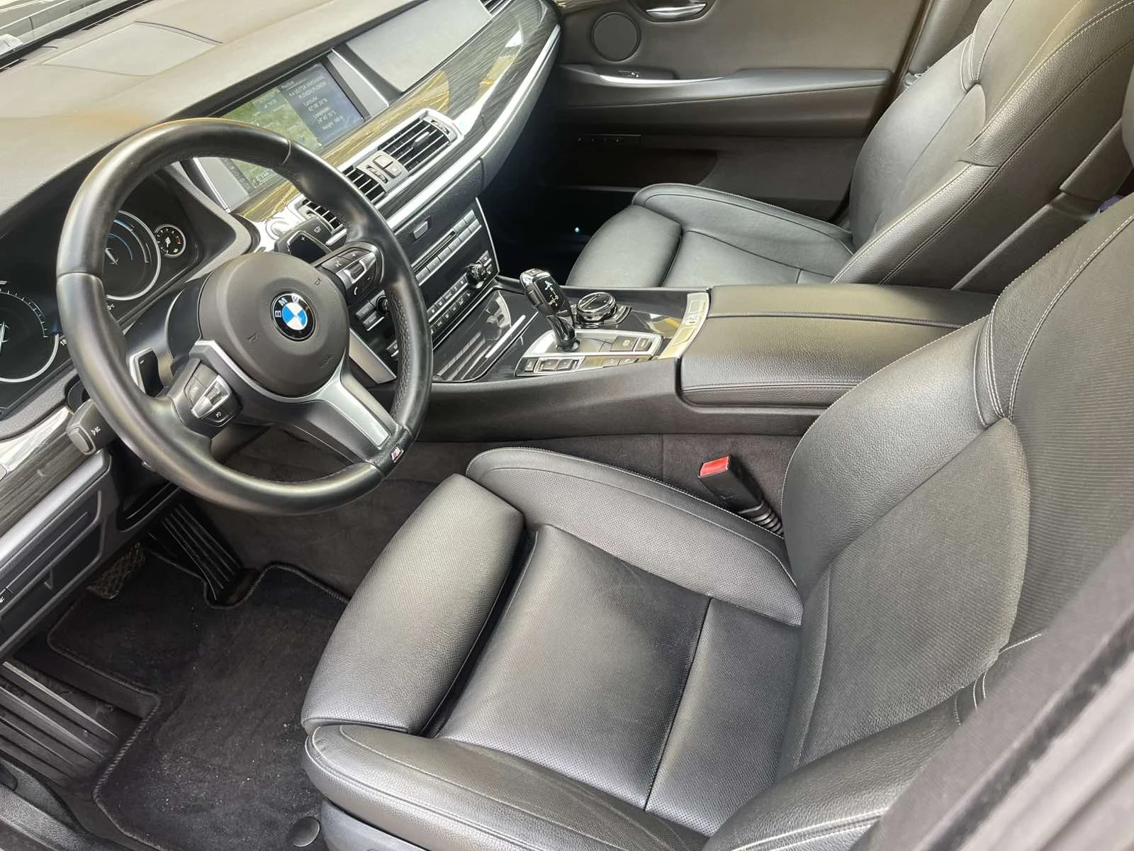 BMW 5 Gran Turismo M550i GT LCI MSport Shadow Line, снимка 9 - Автомобили и джипове - 55046184