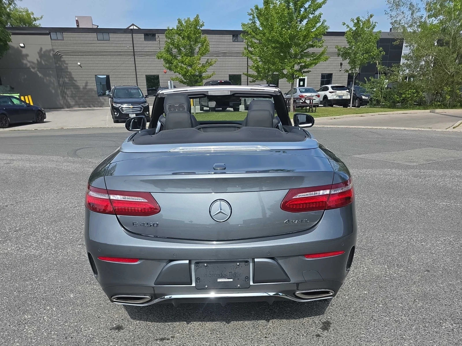 Mercedes-Benz E 450 BURMESTER* ДИСТРОНИК* ПОДГРЕВ* ОБДУХВАНЕ, снимка 3 - Автомобили и джипове - 55193348