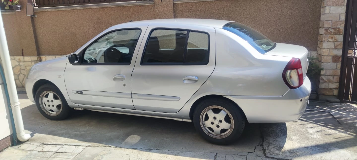 Renault Symbol, снимка 5 - Автомобили и джипове - 55581133