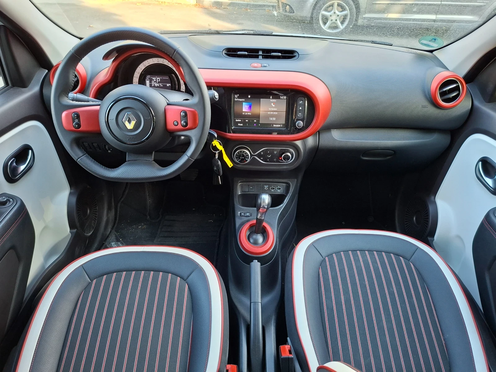 Renault Twingo Z.E/�������� �� 2030�/37000�� | Mobile.bg � ����������� 13