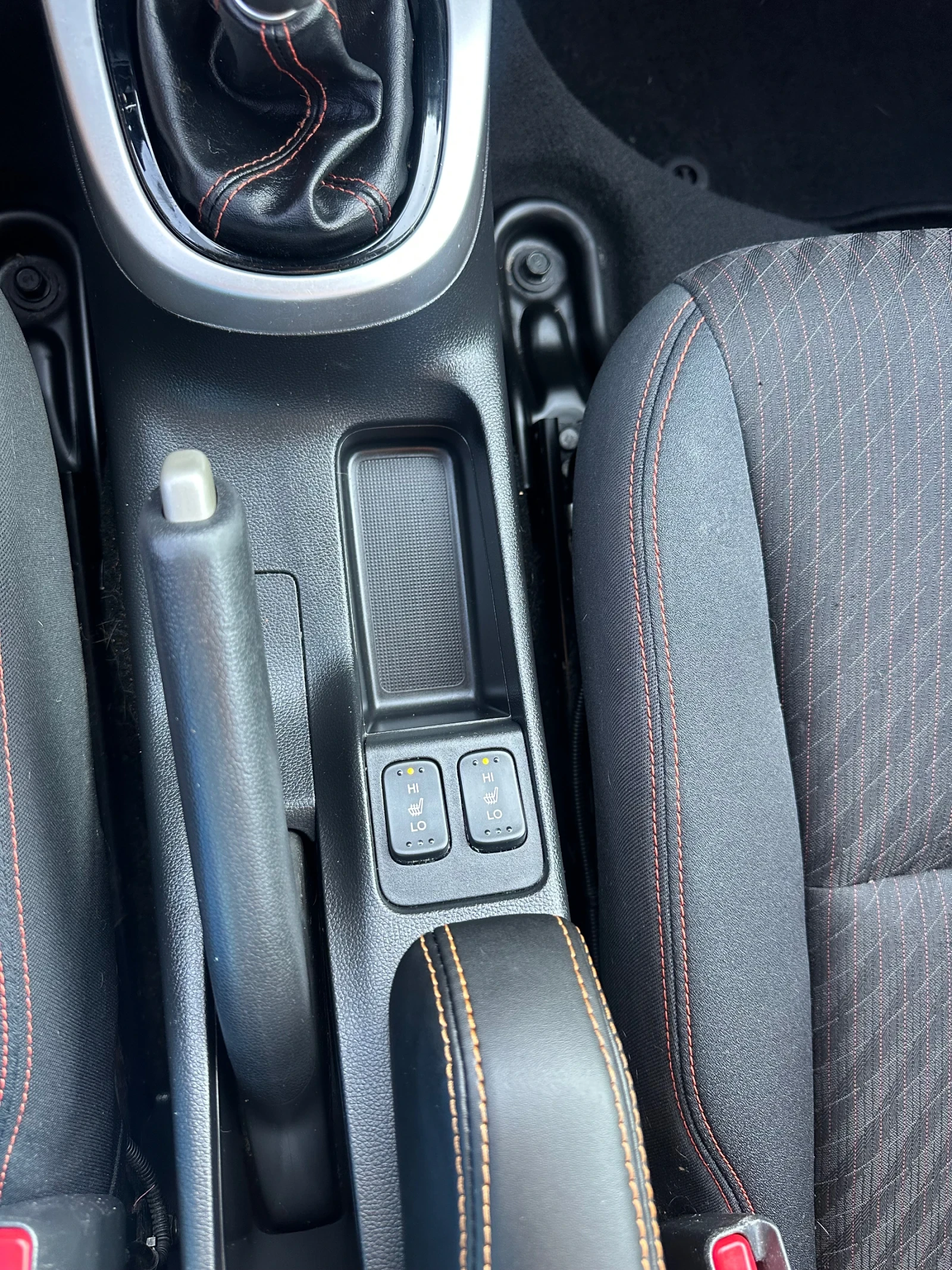 Honda Jazz 1.5 DYNAMIC SPORT 2019г 130 кс 100 км!!!, снимка 12 - Автомобили и джипове - 55782967