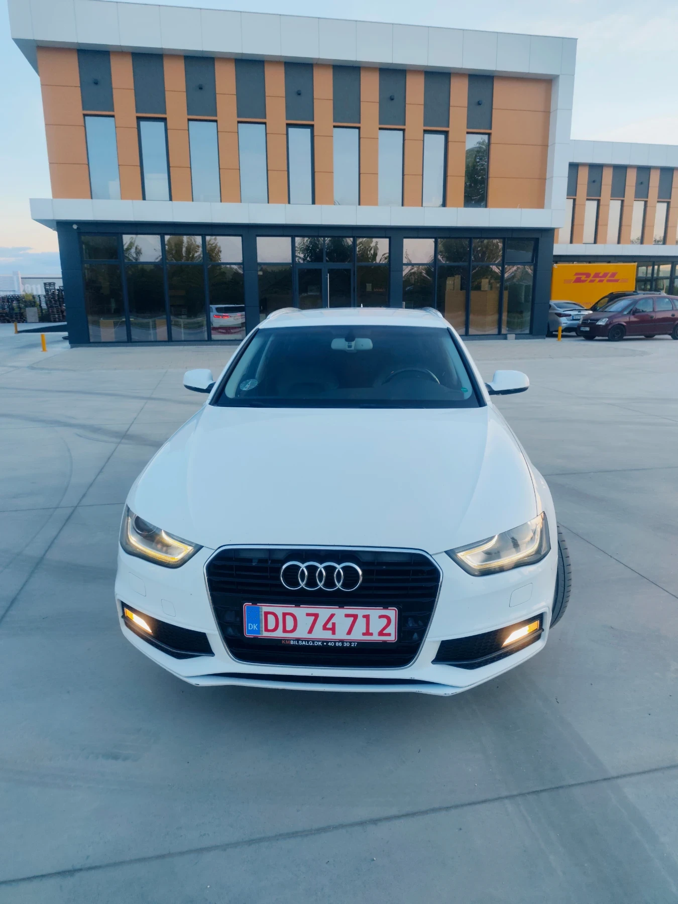 Audi A4 S-line, full, Топ състояние! , снимка 3 - Автомобили и джипове - 56440954