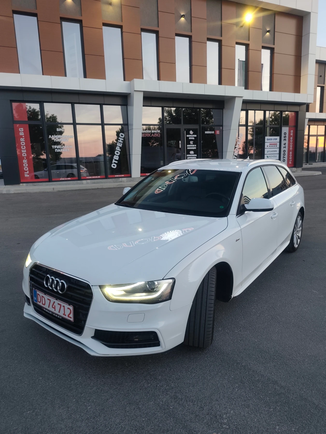 Audi A4 S-line, full, Топ състояние! 
