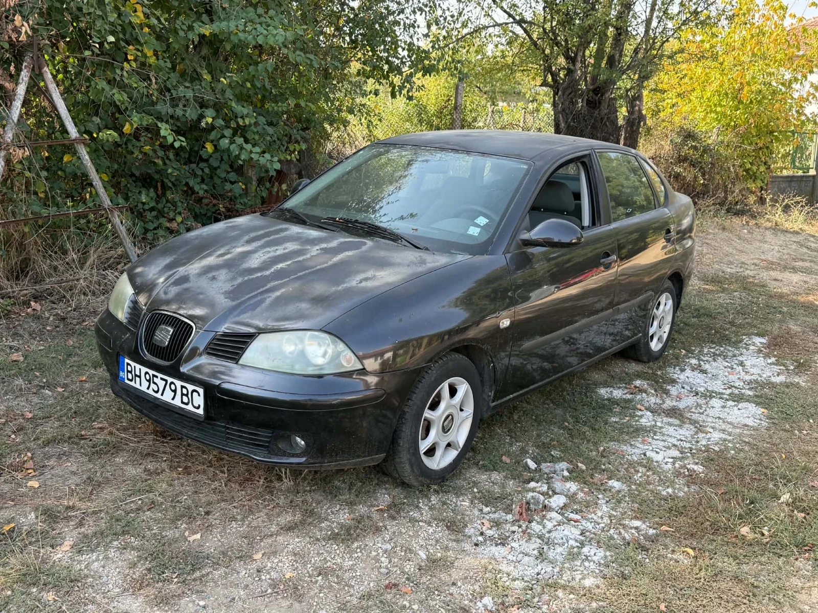 Seat Cordoba, снимка 5 - Автомобили и джипове - 56449683