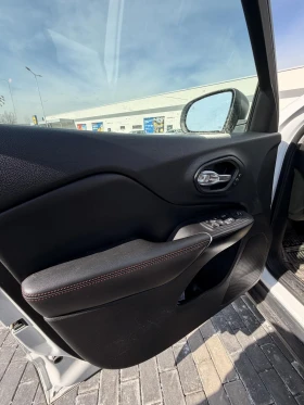 Jeep Cherokee | Mobile.bg � ����� ������ 7