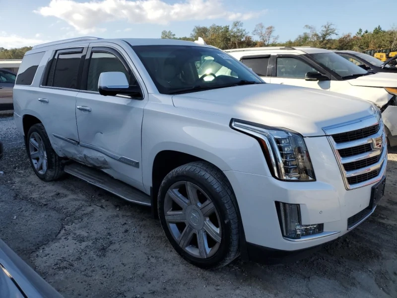 Cadillac Escalade, снимка 3 - Автомобили и джипове - 48802321