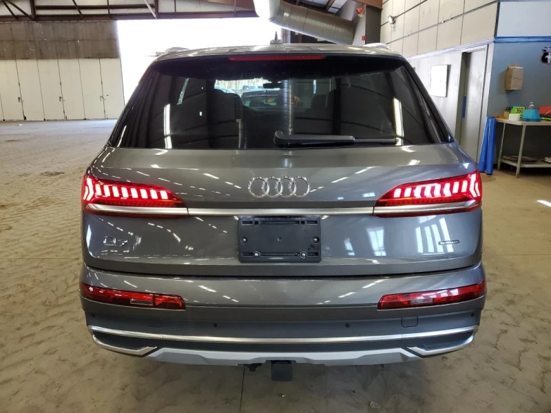 Audi Q7, снимка 6 - Автомобили и джипове - 49383405