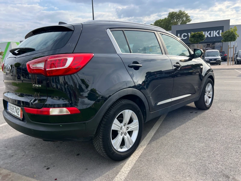 Kia Sportage 1.7 CRDI, снимка 9 - Автомобили и джипове - 51608854