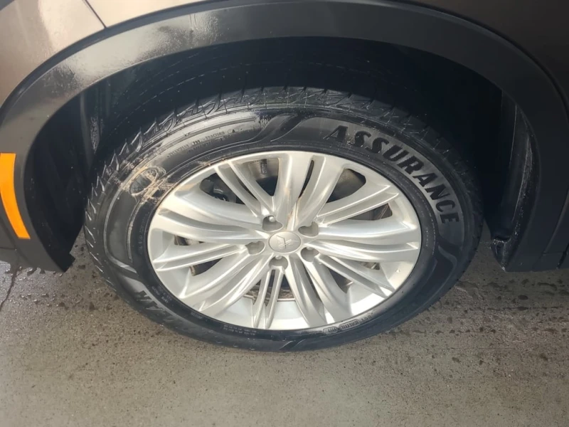 Mitsubishi Outlander * LE * CARFAX * , снимка 7 - Автомобили и джипове - 52840114