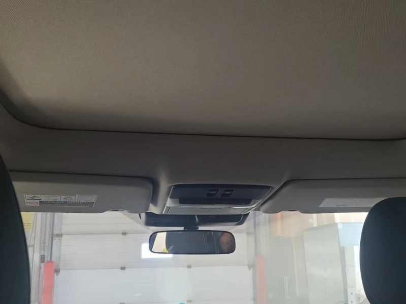 Mitsubishi Outlander * LE * CARFAX * , снимка 14 - Автомобили и джипове - 52840114