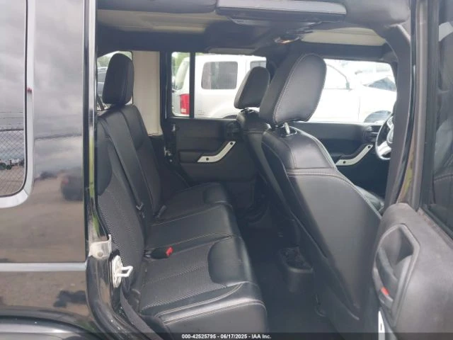 Jeep Wrangler UNLIMITED WRANGLER X* CARFAX* Клип на мотор* Buy n, снимка 8 - Автомобили и джипове - 52975778