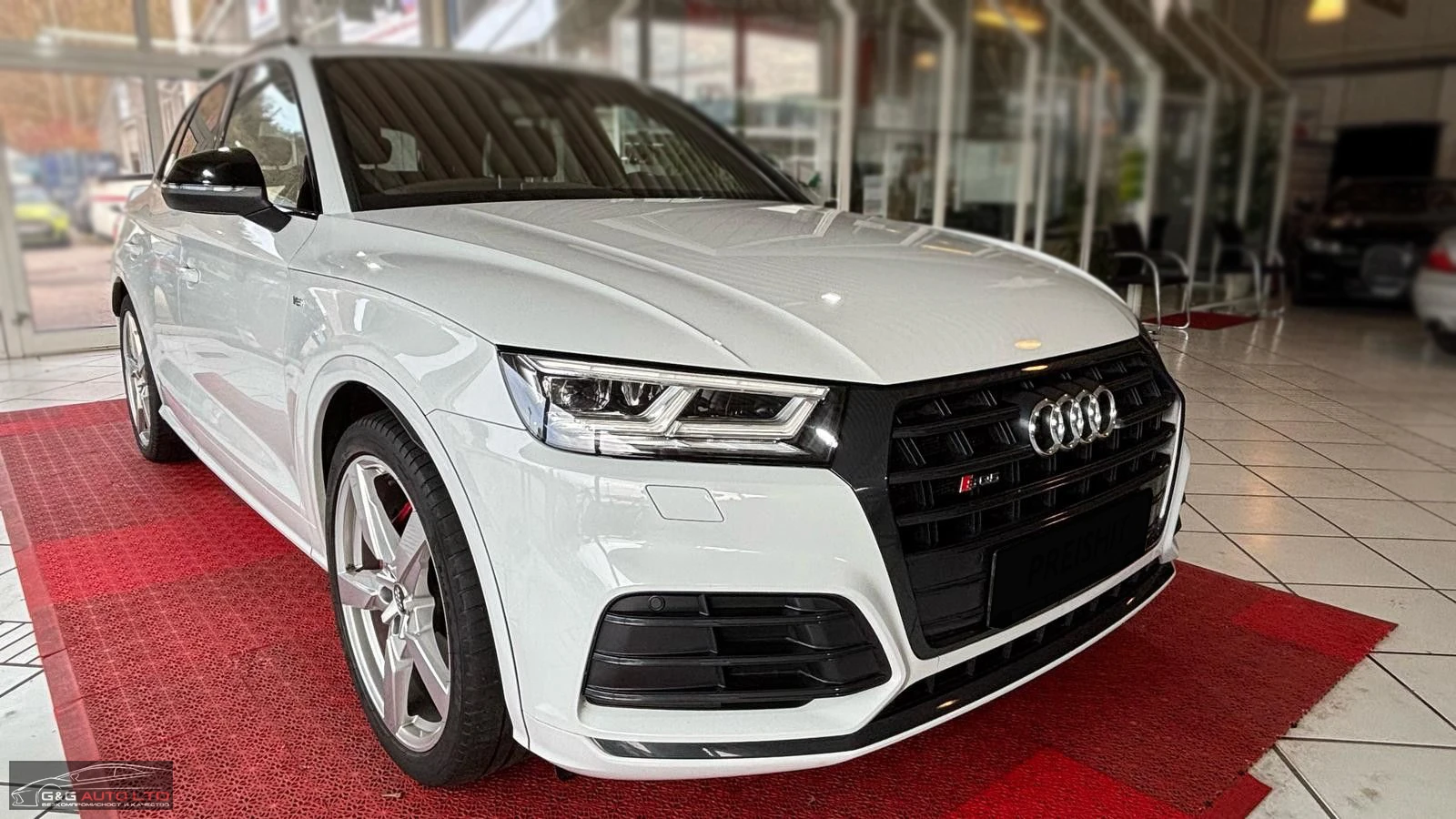 Audi SQ5 3.0TFSI/354HP/QUATTRO/VIRTUAL/MATRIX/PANO/216E - изображение 2