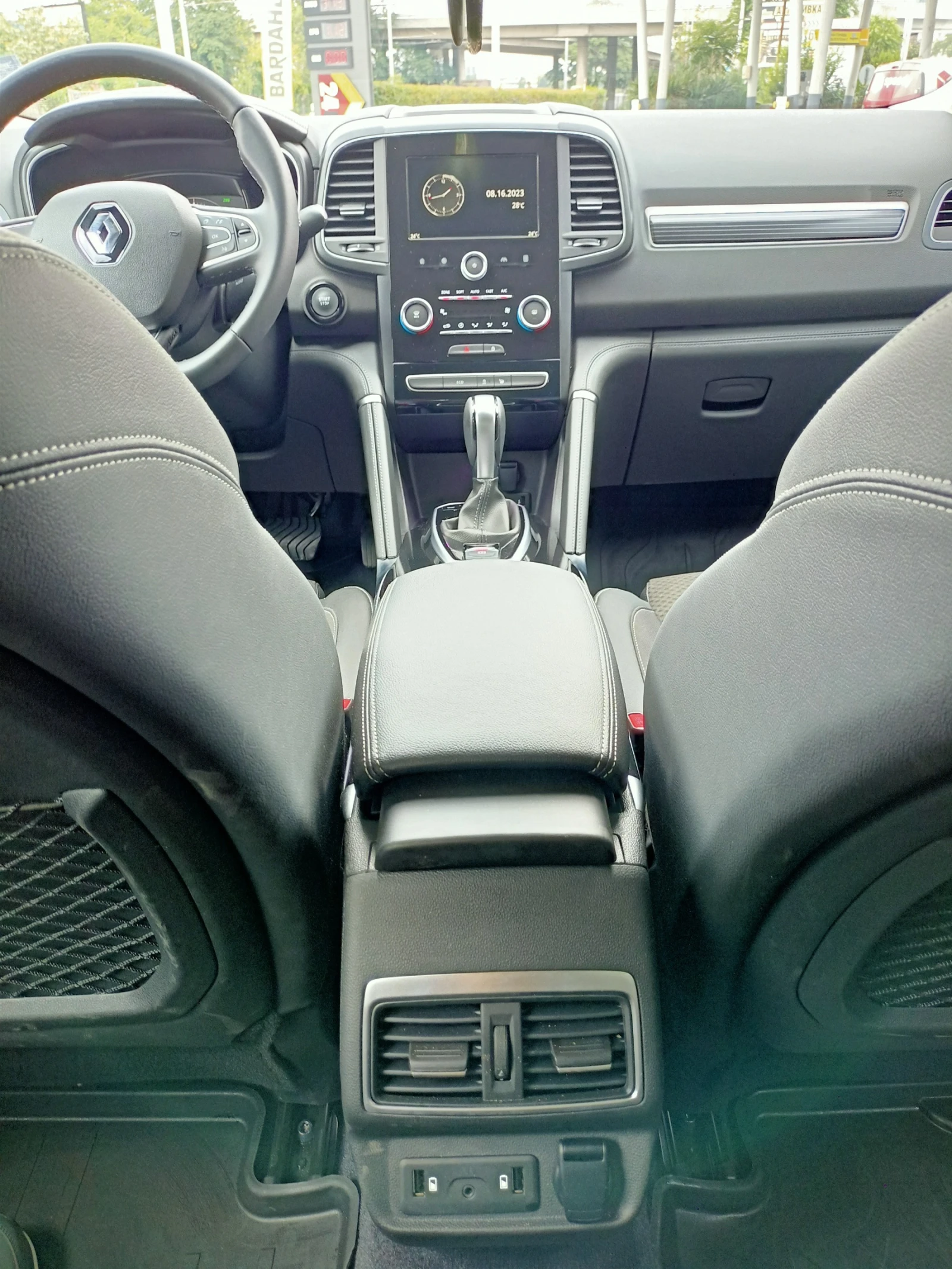 Renault Koleos 5900лв за получаване, 2.0dCi Intens X-Tronic 4x4 - изображение 8