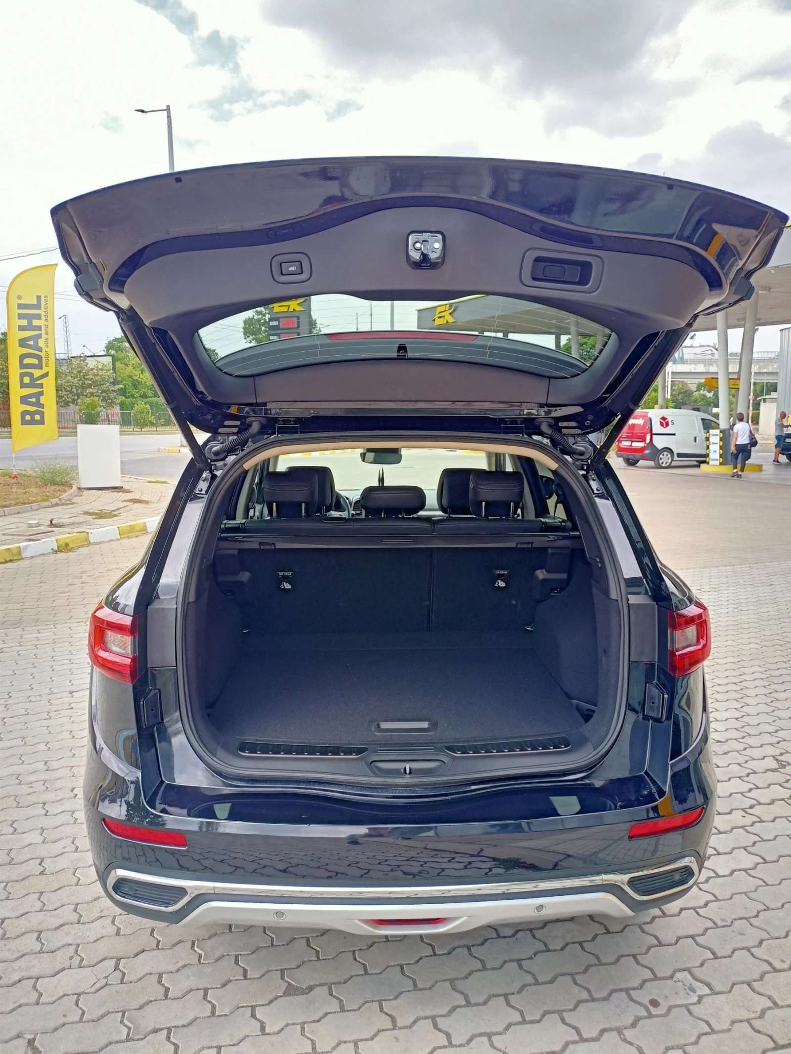 Renault Koleos 5900лв за получаване, 2.0dCi Intens X-Tronic 4x4 - изображение 5